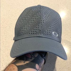 Oakley golf hat